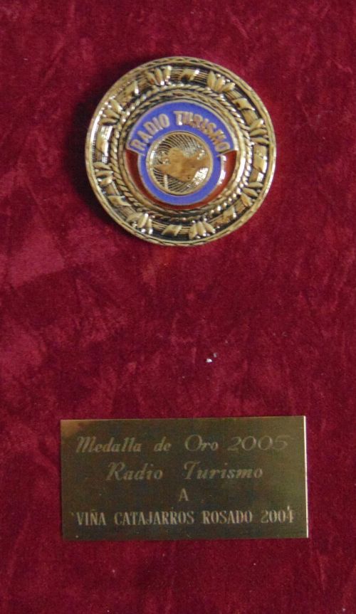Medalla de Oro 2005 Radio Turismo a Via Catajarros Rosado 2004